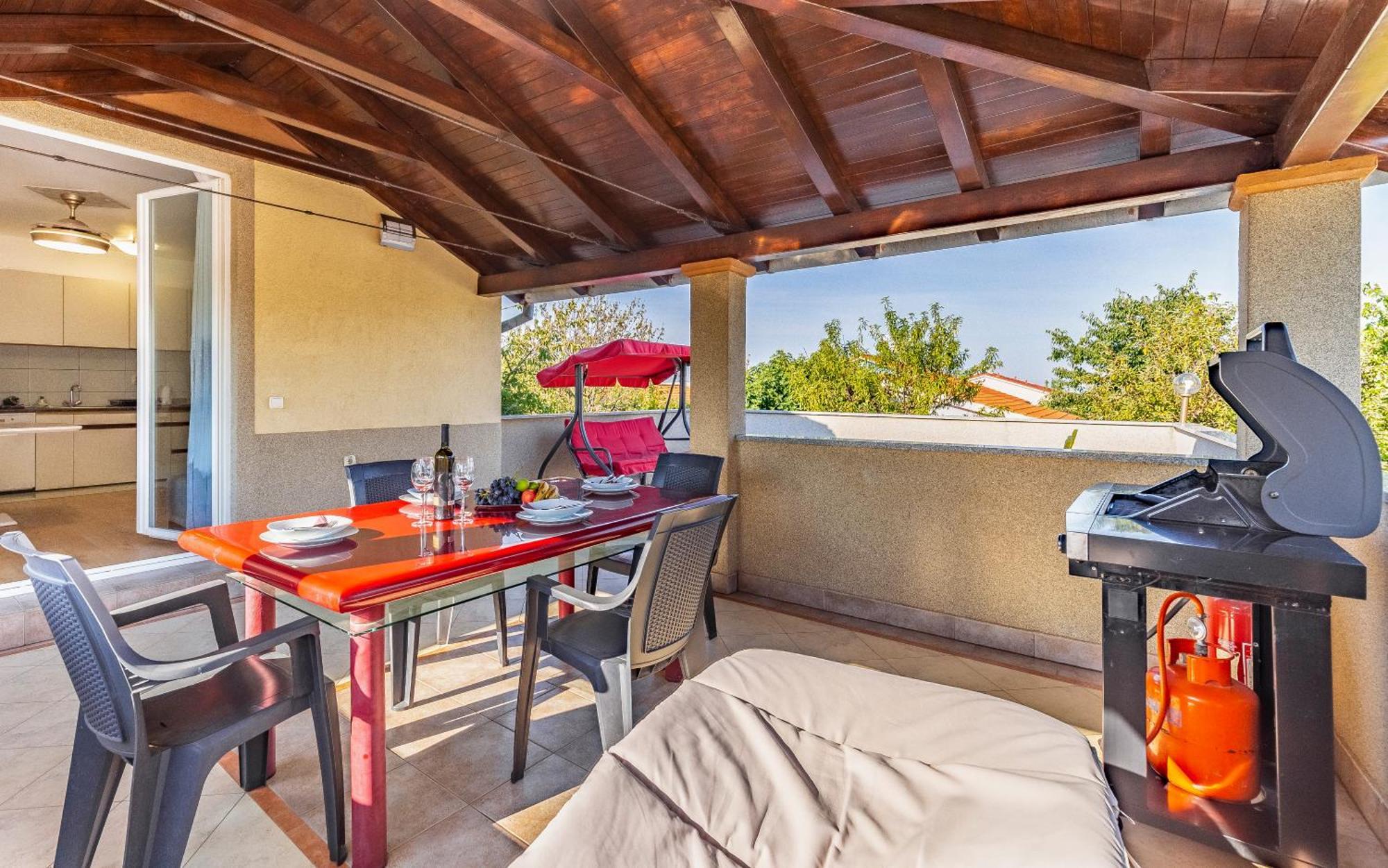 All Seasons Apartment Pula Exterior photo