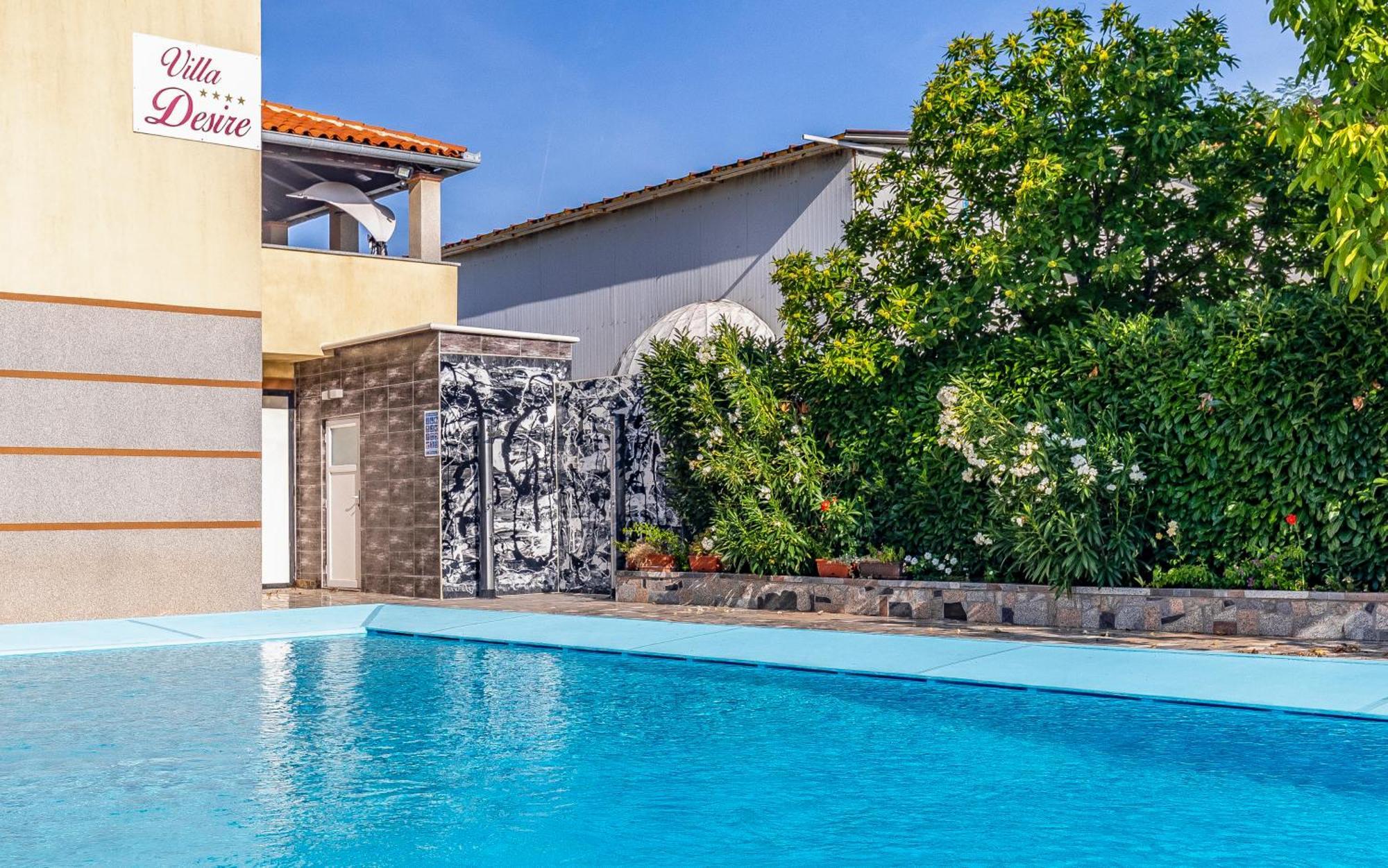 All Seasons Apartment Pula Exterior photo